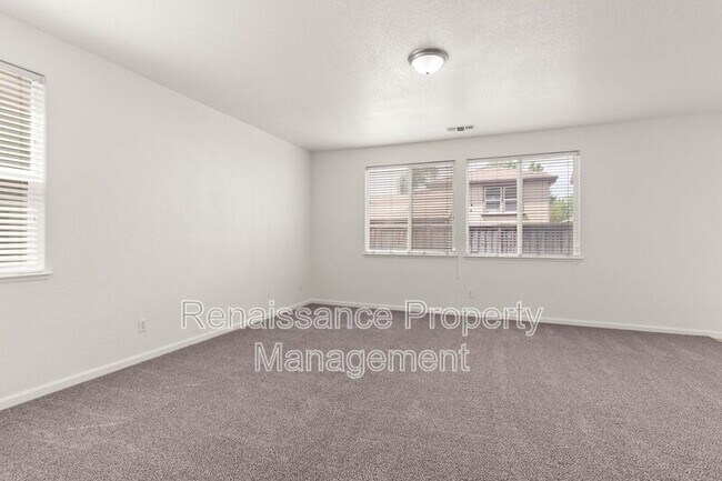 Building Photo - 339 American Farms Ave