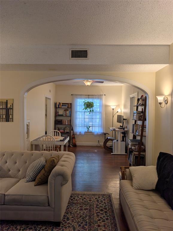 Building Photo - 3119 Tom Green St