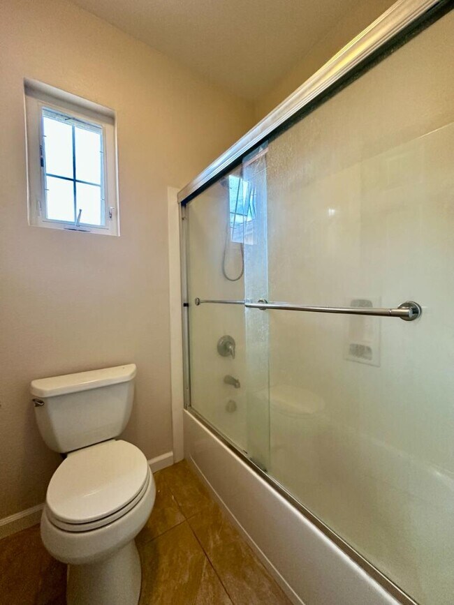 Building Photo - 1357 Trailside Ln