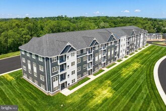 Building Photo - 157 Spanglers Mill Rd