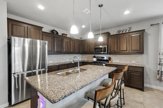 Building Photo - 540 Lindisfarne Ln