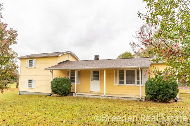 Primary Photo - 3559 Berry Rd