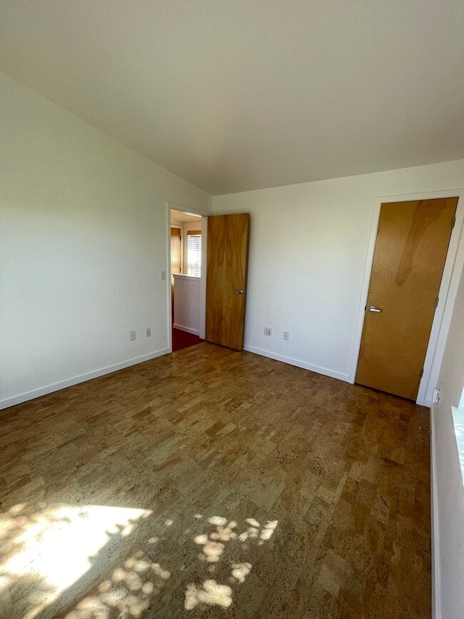 Building Photo - Adorable 2B/1B North Boulder Home