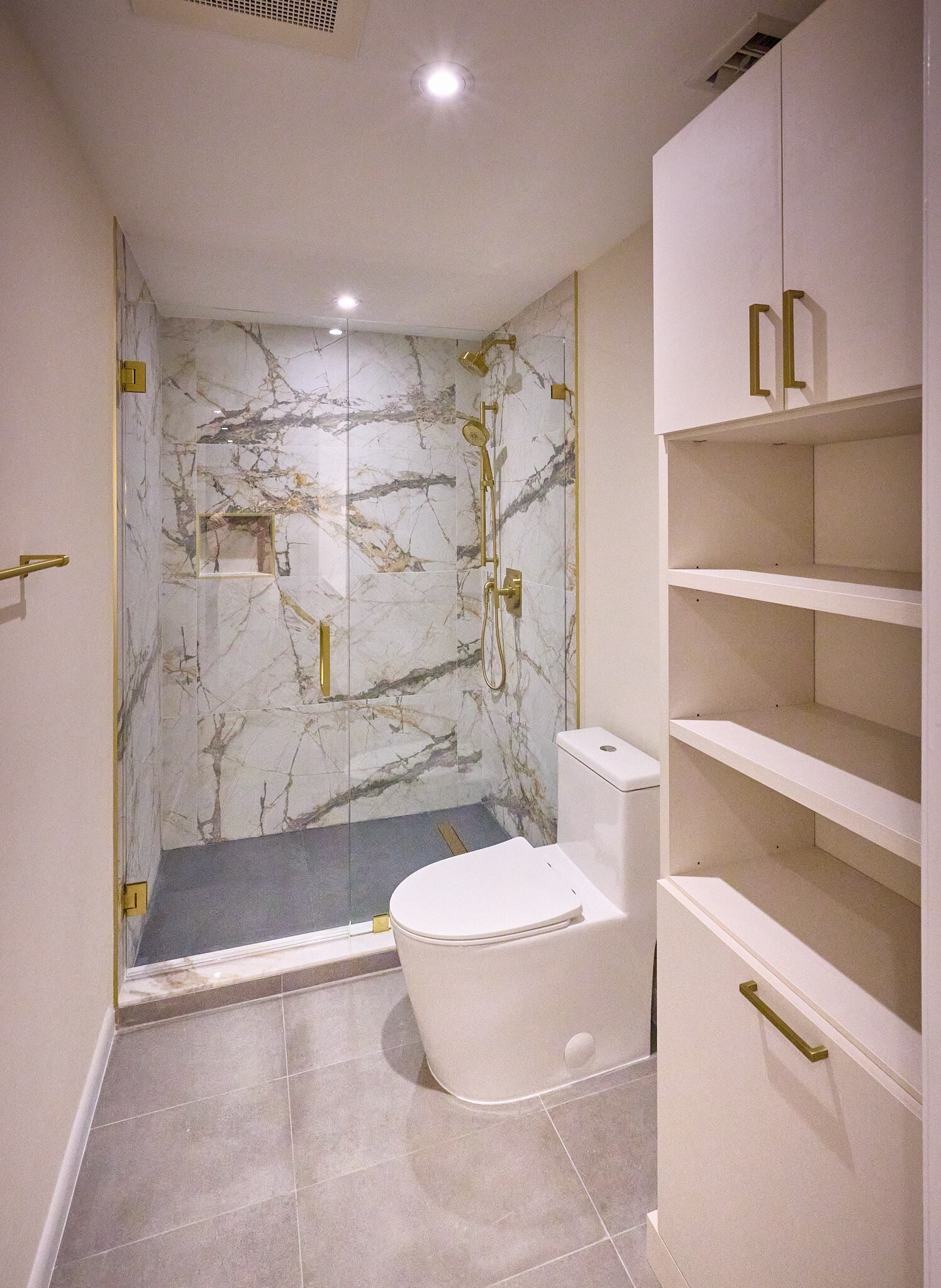 Building Photo - 848 Brickell Key Dr