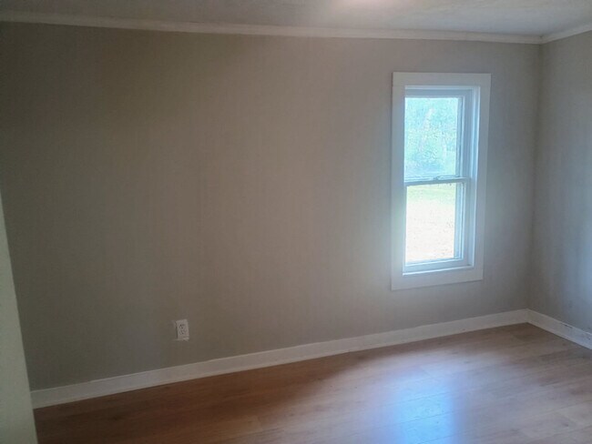 Building Photo - 301 E Olive St