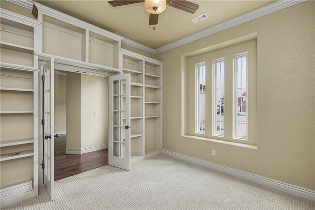 Building Photo - 6600 Willowridge Ln