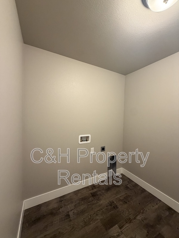 Building Photo - 1826 Walter Creek Blvd