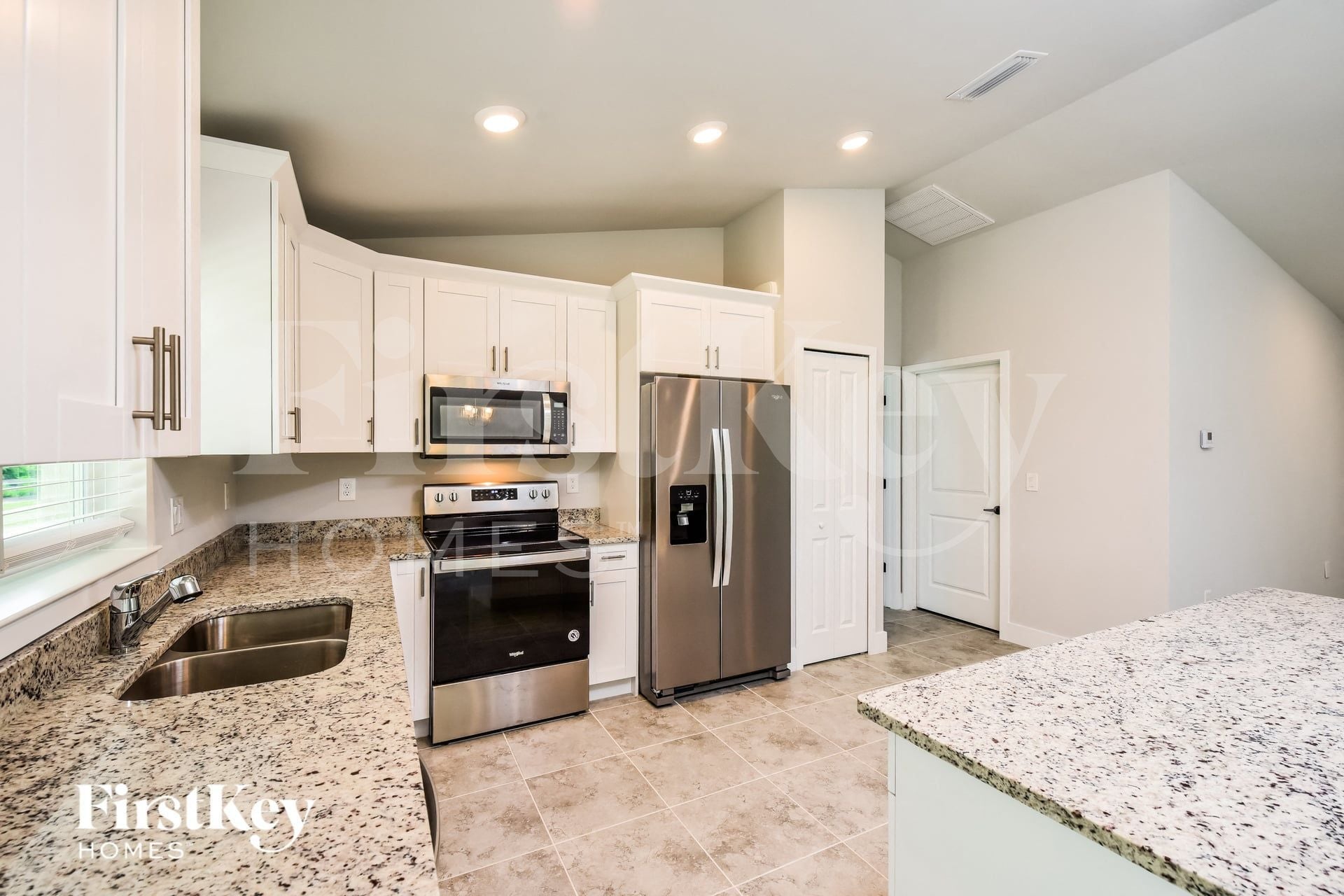 Building Photo - 1603 Hanna Ave S
