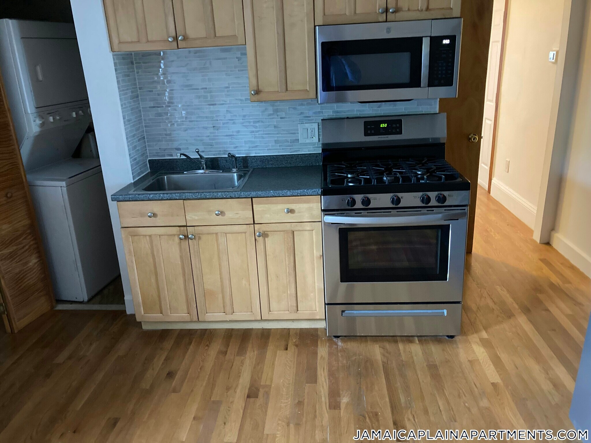 Building Photo - 3 Nira Ave