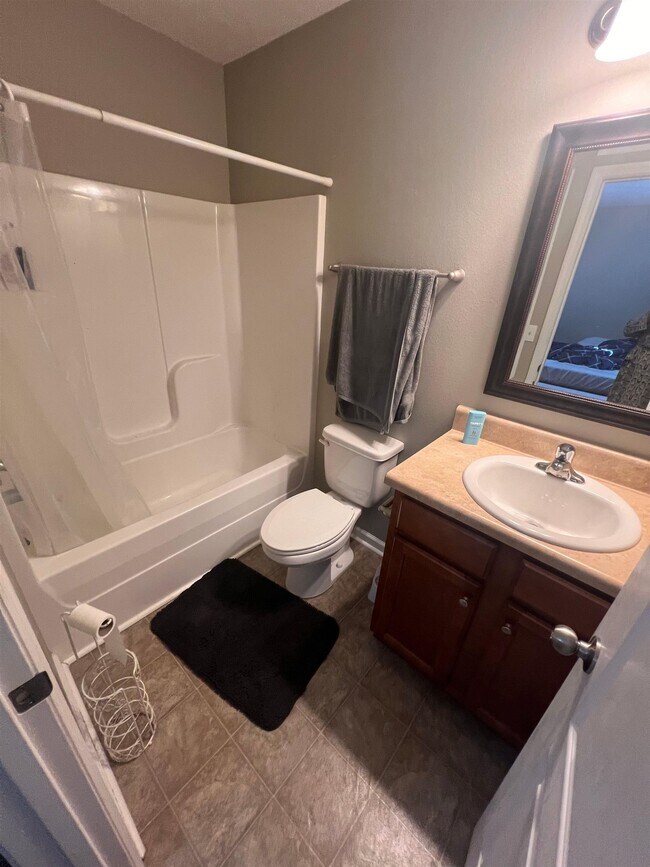 Building Photo - 1934 Ann Arbor Ave