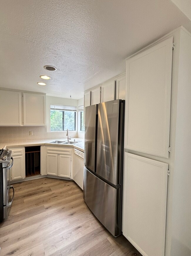 Building Photo - 3435 Reynard Way