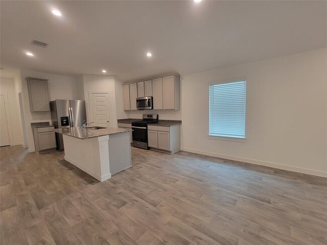 Building Photo - 31635 Brandon Ml Trl