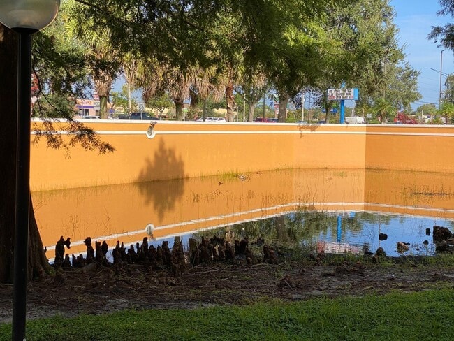 Building Photo - 5701 Gatlin Ave