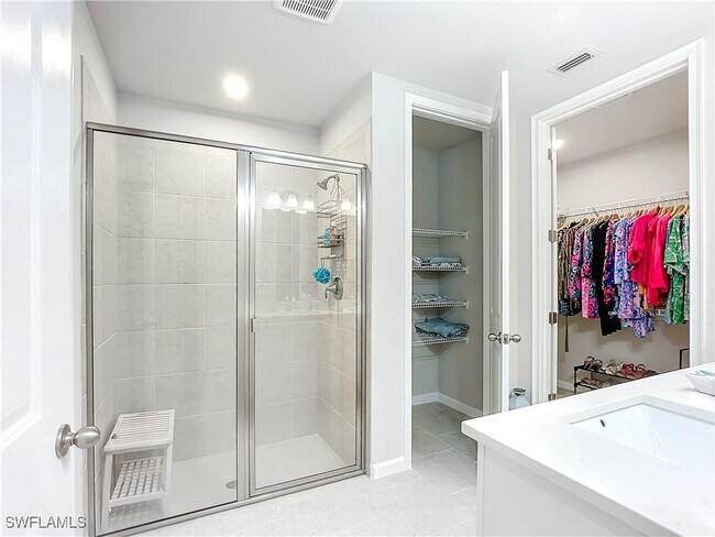 Building Photo - 4664 Arboretum Cir