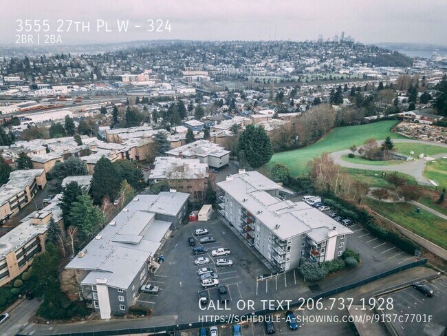 Building Photo - 3555 27th Pl W
