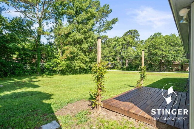 Building Photo - 1713 Drayton Dr