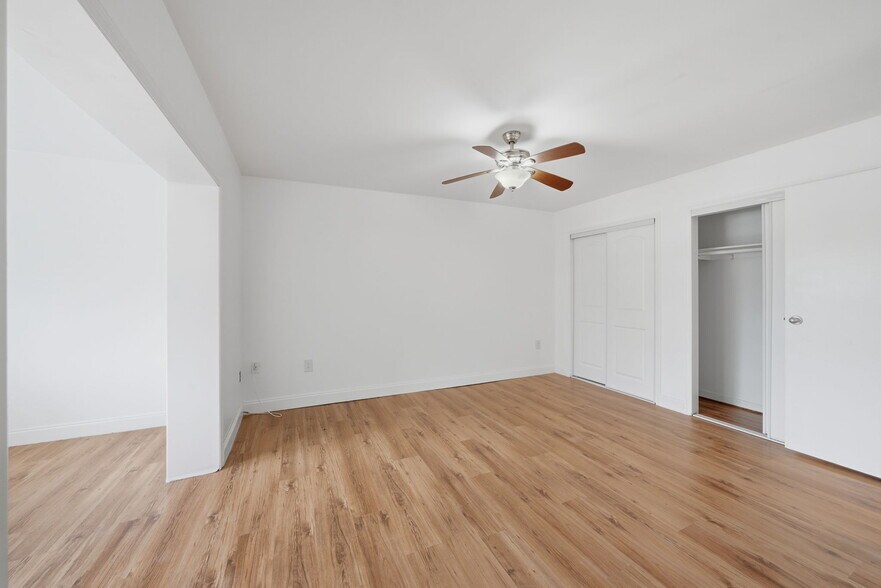 Building Photo - 8313 SW 137th Ave