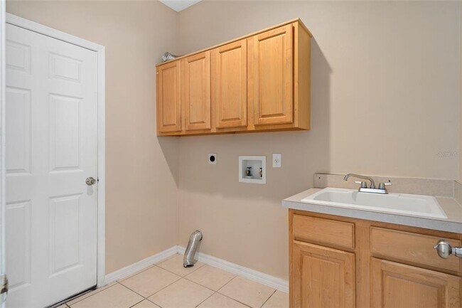 Building Photo - 13821 Amberleigh Rd