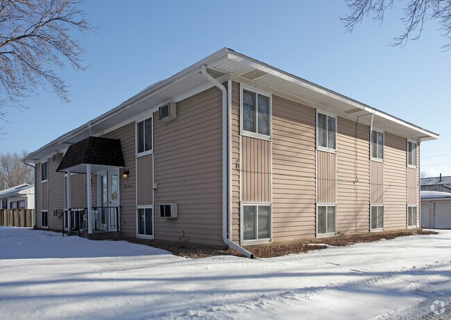 Building Photo - 917 9th St