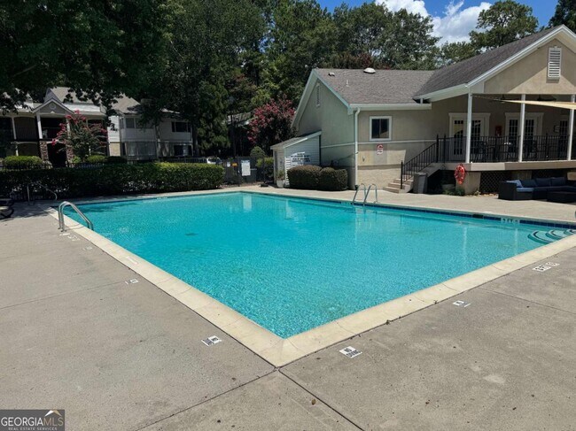 Building Photo - 5005 Wingate Way
