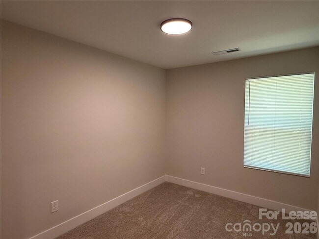 Building Photo - 1211 Tower Dr