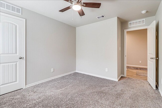 Building Photo - 7213 Adler Dr