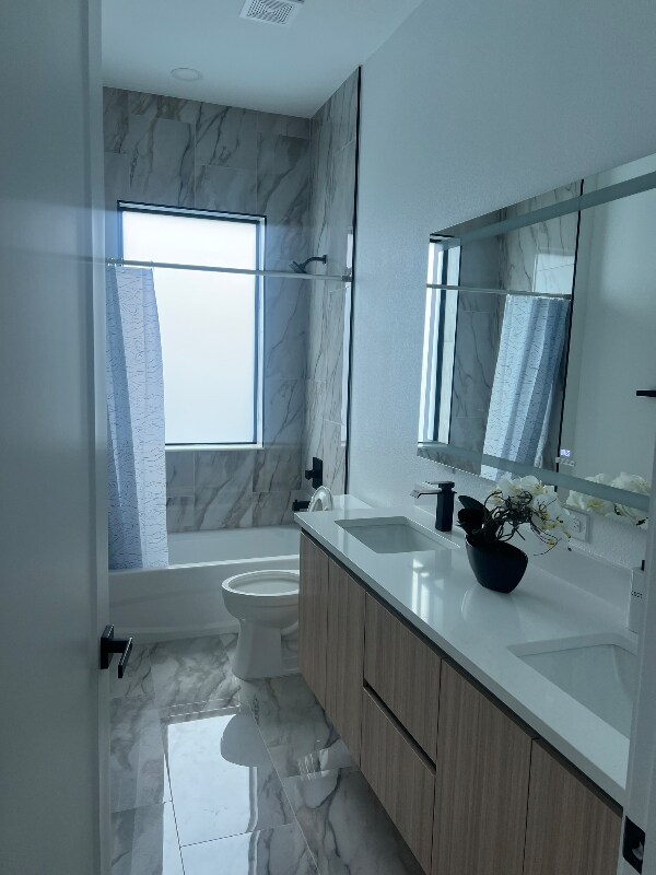 Building Photo - 1627 9th Ave N