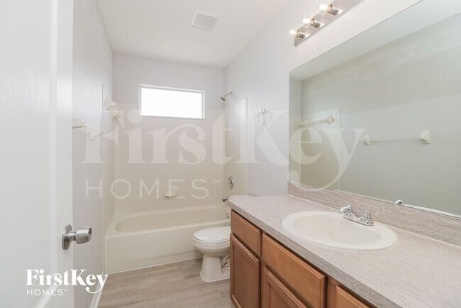 Building Photo - 18325 Cypress Haven Dr