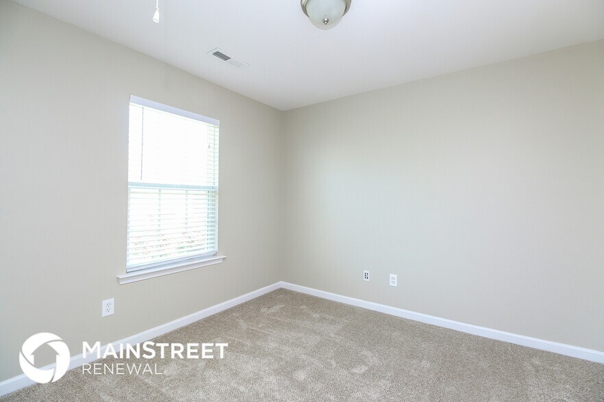 Building Photo - 396 Shady Grove Ct