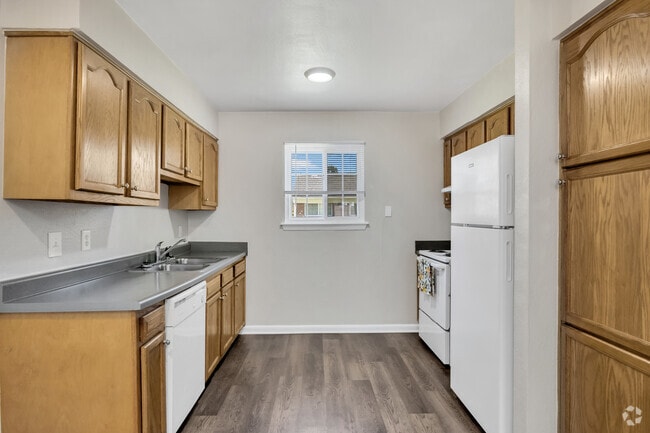 Primary Photo - Tyler Run II