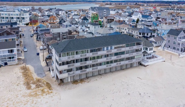 Primary Photo - 19 Atlantic Ave