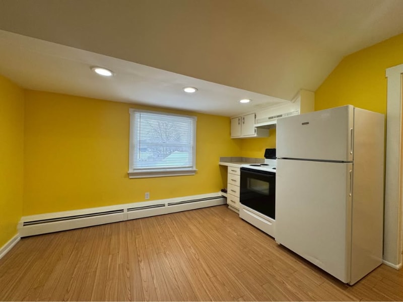 Building Photo - 73 High St