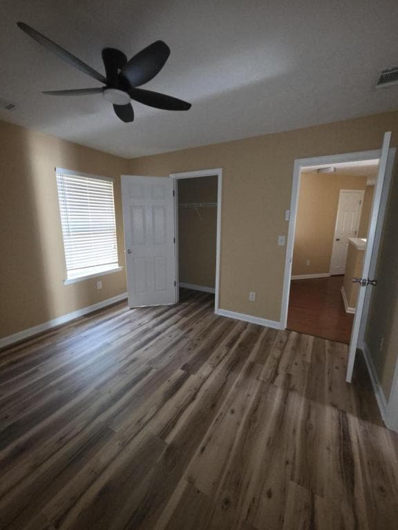 Building Photo - 1465 Stoneleigh Way