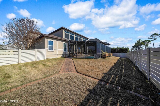 Building Photo - 540 Wahoo Rd