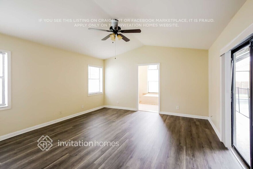 Building Photo - 5166 NW 99th Way