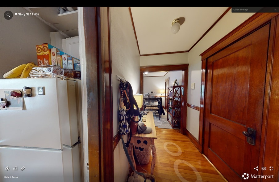 Building Photo - 11 Story St