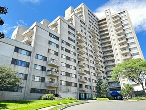 Building Photo - 376 Ocean Ave