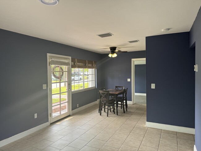 Building Photo - 2258 St Dunston Ln