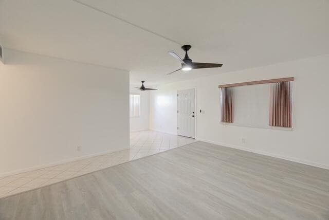 Building Photo - 394 Normandy Ln