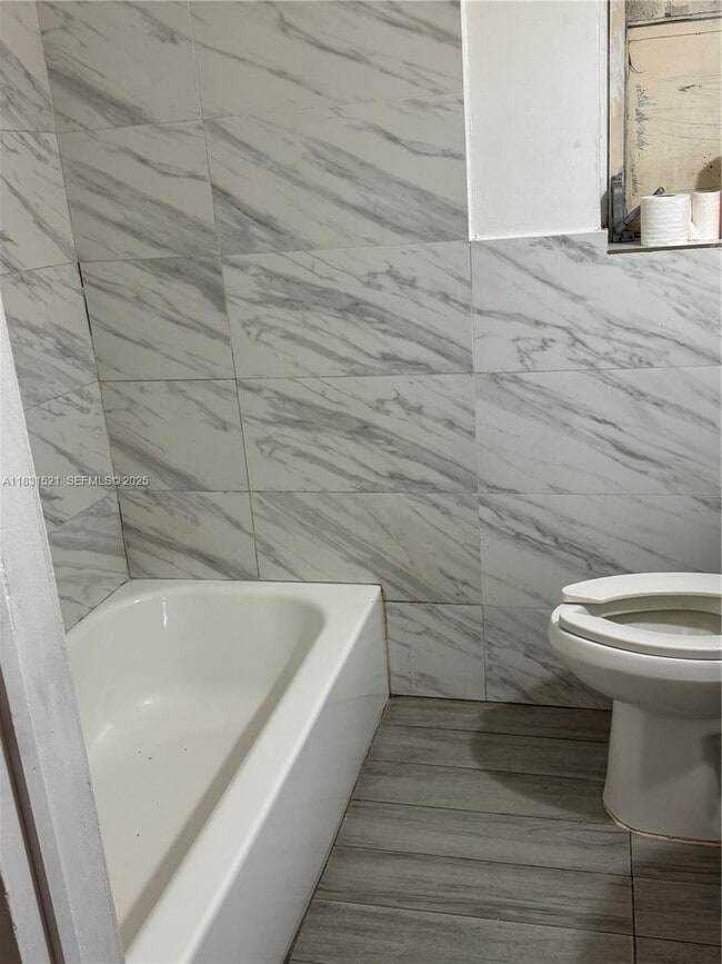 Building Photo - 1240 NW 86th St