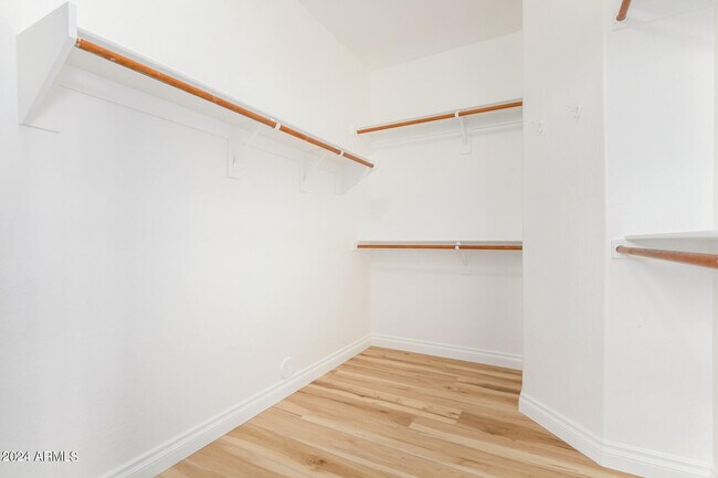 Building Photo - 7251 E Lomita Ave