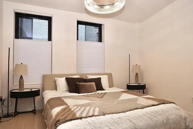 Building Photo - 6 Garfield Pl