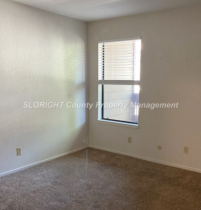 Building Photo - AVAILABLE AUGUST - Nice 2 Bedroom Downtown SLO Condo