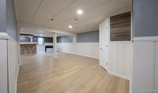 Building Photo - 49184 Gracechurch Rd