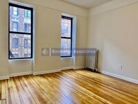 Building Photo - 109 W 105th St