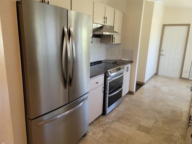 Building Photo - 10202 SW 61st Terrace Rd