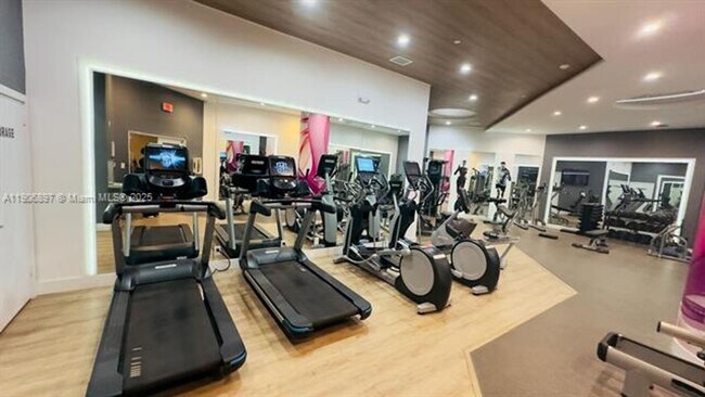 Building Photo - 3610 Yacht Club Dr