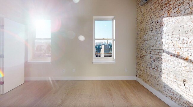 Building Photo - 1314 N Front St