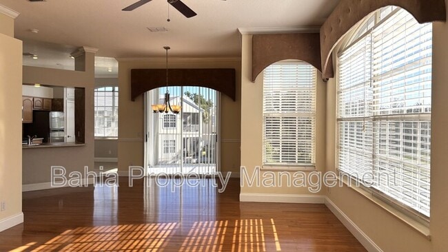 Building Photo - 7021 Della Dr