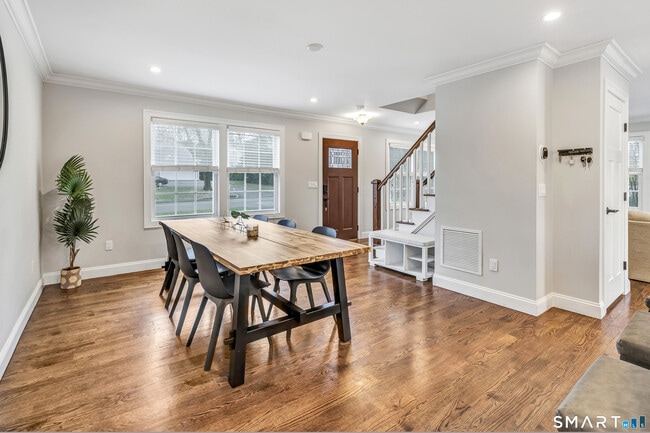 Building Photo - 44 Morehouse Hwy